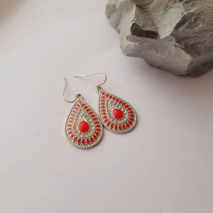 گوشواره سنتی لعاب قرمز