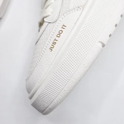 کفش و کتانی اسپرت مردانه مدل نایک NIKE رنگ سفید