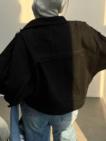 کت نیم‌تنه آستین ریش