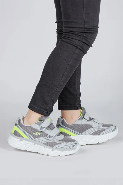 کتانی بچگانه jump