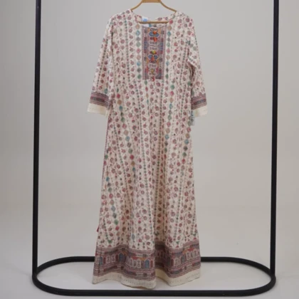 پیراهن هندی منگوله‌دار