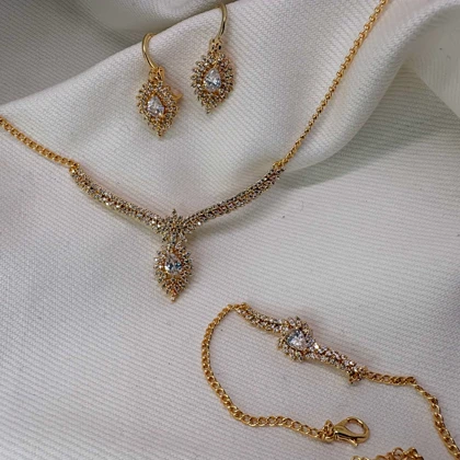 سرویس کامل برند شین مدل «اشک الماس» | نگین تک سولیتر با گارانتی 1 ساله