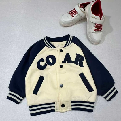 ژاکت بمبر کودک یونیسکس با طرح‌های آپلیکه و کنتراست کالج