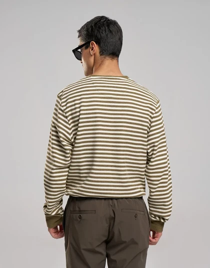 رینگر یقه گرد