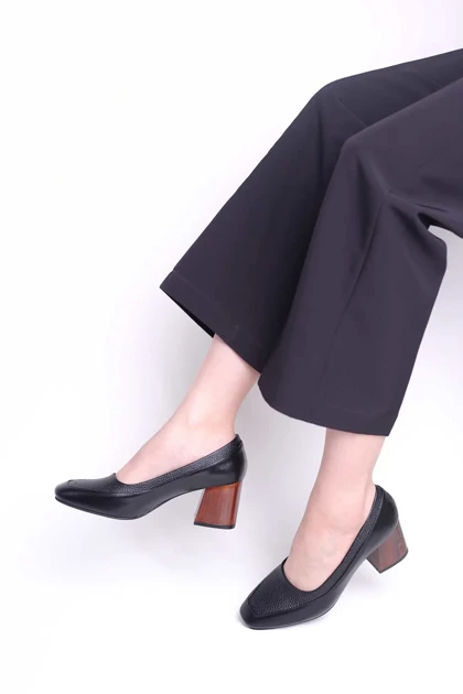 کفش پرسنلی پاشنه‌دار کد 890