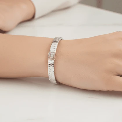 دستبند زنانه بنگل تک نگین