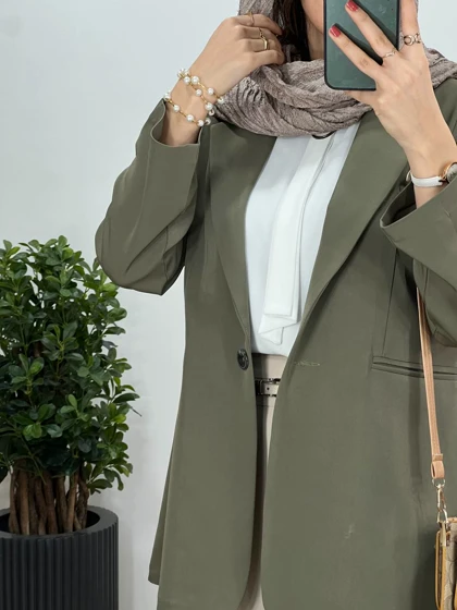 مانتو کتی سپیده (ایراددار)
