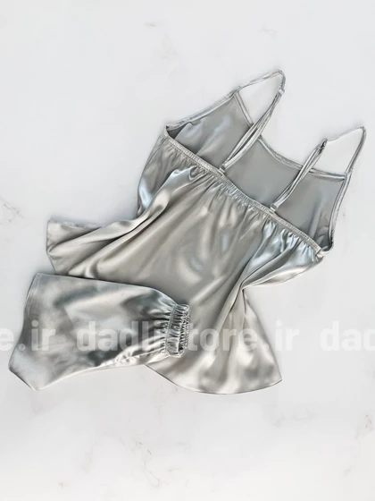 ست لباس خواب تاپ و شورتک نگین‌دار ویکتوریاسکرت