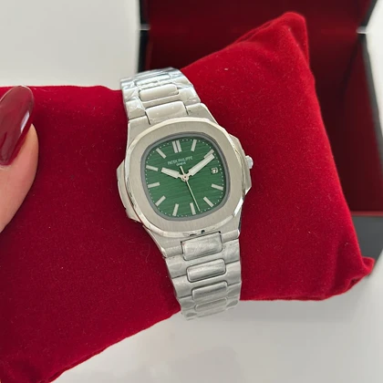 ساعت زنانه پتک فیلیپ ناتیلوس سبز کد 792