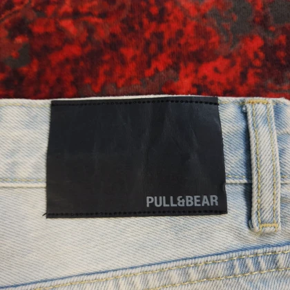 شلوار جین نیم بگ بدون جنسیت pull & bear کد 377