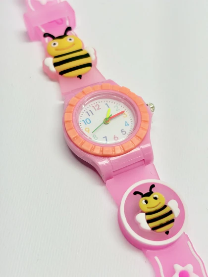 ساعت بچگانه چراغ دار