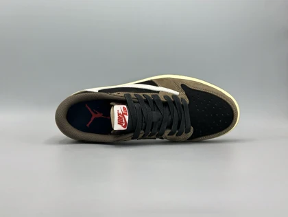 کتانی نایکی جردن1لو تراویس موکا رپلیکا/Nike Air Jordan1 low Travis