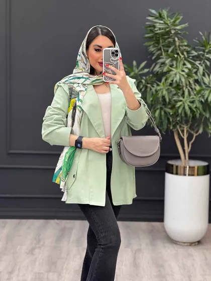 مانتو سرشانه ژیله دار پشت پاگن