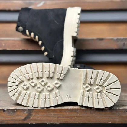 بوت زنانه جیب‌دار زارا