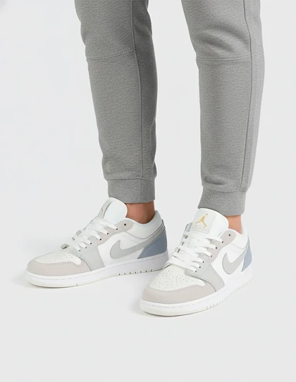 کفش روزانه Unisex نایکی Jordan 1 Low Paris U