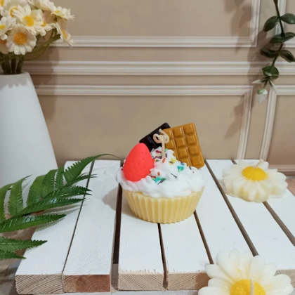 شمع کاپ کیک ترافلی