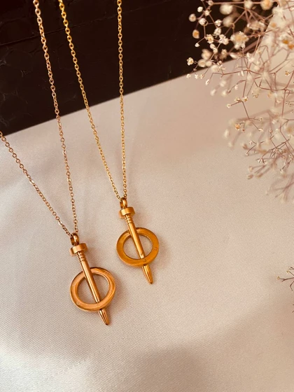 گردنبند کارتیه میخ استیل