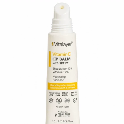 بالم لب بی رنگ ویتالیر مدل Vitamin C محافظت در برابر آفتاب با SPF25