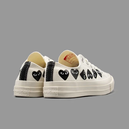 کانورس پلی مولتی هارت سفید مشکی ساق کوتاه Converse Cdg Play Multi Heart White Black Lowtop