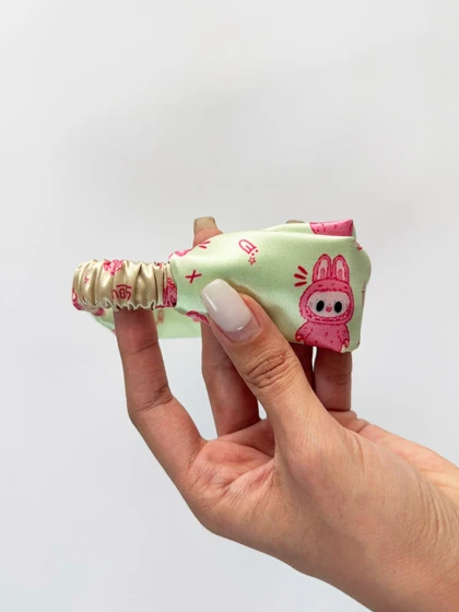 هدبند فانتزی ساتن طرح لبوبو