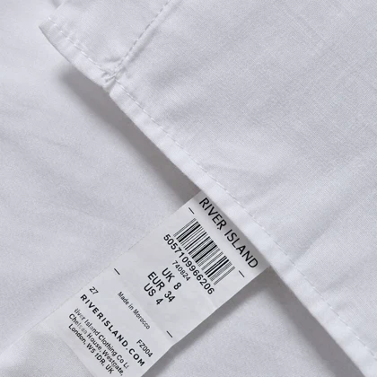شومیز سفید با دکمه طلایی برند River Island مراکش سایز 38 تا 42 کد 3464