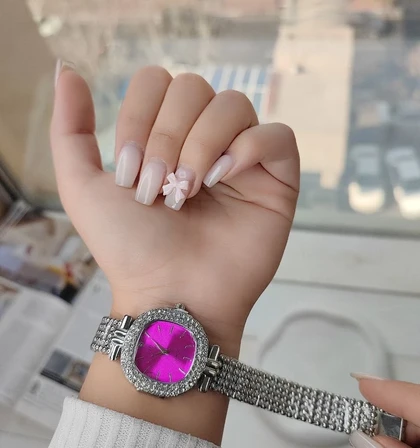 ساعت نگینی فلورا