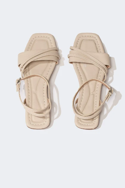 صندل زنانه اورجینال دیفکتو defacto