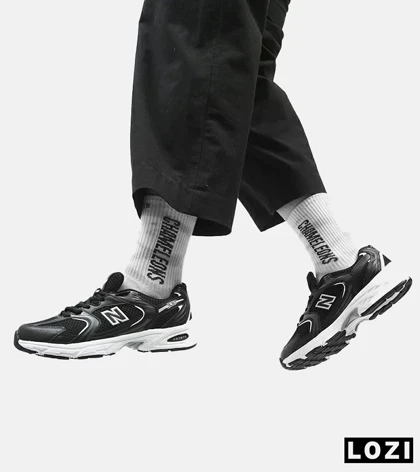 کفش کتانی زنانه و مردانه مشکی سفید NEW BALANCE 530 مدل 4124