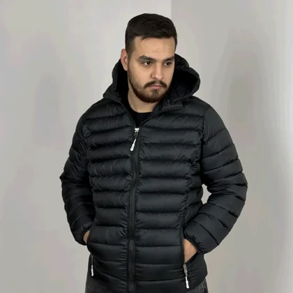 کاپشن پف‌دار مشکی کلاه‌دار مدل Ultra Light کد 148