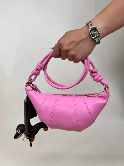 کیف پاسپورتی زنانه زارا طرح کروسان ZARA کد 1534