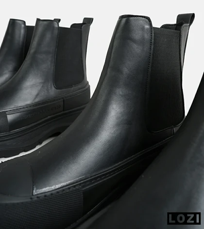 بوت مردانه مشکی Alexander McQueen