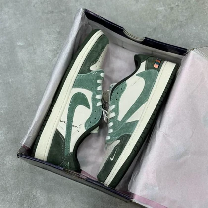 کتانی ویتنامی نایکی جردن وان ترویس اسکات گوچی ساق کوتاه Nike Air Jordan 1 Low OG Travis Scott X Gucci