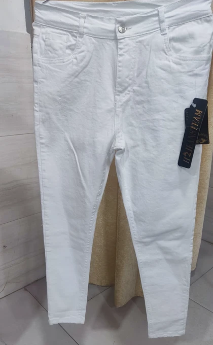 شلوار لی جذب سفید