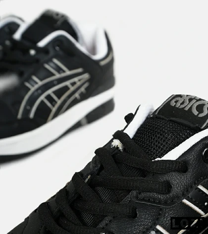 کفش کتانی مردانه مشکی سفید ASICS TIGER RUNNER II