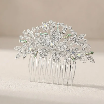 تاج و شانه مو زنانه نگین‌دار مجلسی مدل الیورا نقره‌ای