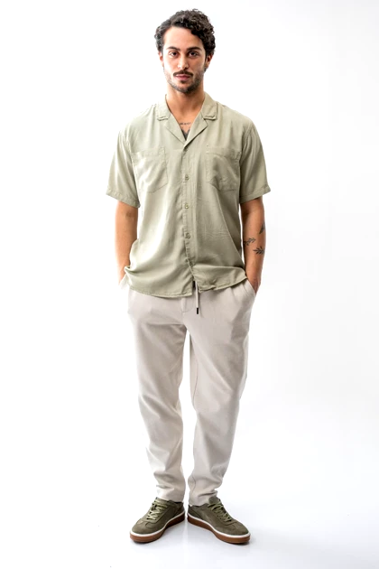 پیراهن آستین کوتاه دوجیب یقه انگلیسی مردانه