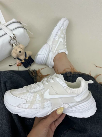 کتانی زنانه نایک وی تو کی طرح گل‌دار | کتانی زنانه نایک وی تو کی طرح گل‌دار nike v2k Flowers Run Womans کد 1325 کد 264