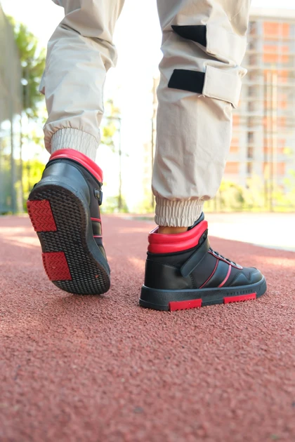 بوت و نیم بوت مردانه ریکان riccon