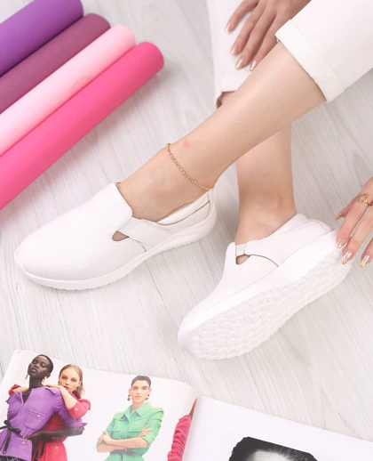 کفش پرسنلی زنانه آیدا چسبی