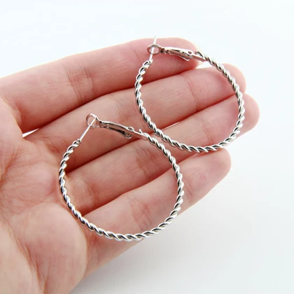 گوشواره زنانه مینمال حلقه