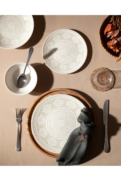 سرویس غذاخوری 24 تکه Madame Coco مدل Fortune Bone China - بژ