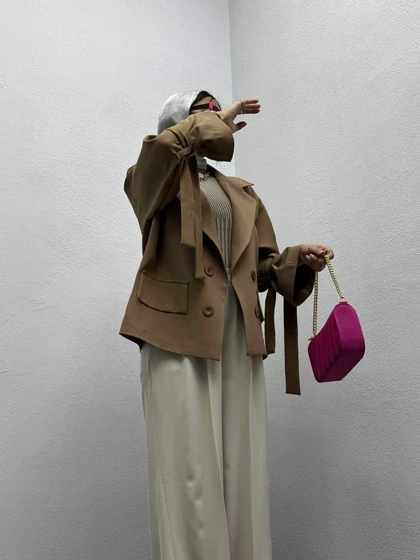کت آستین گره‌ای