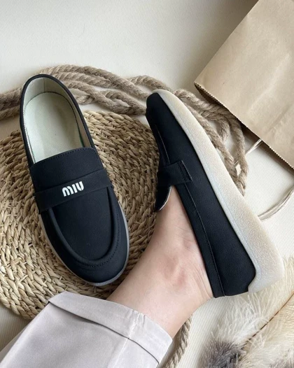 کفش کالج زنانه میو میو