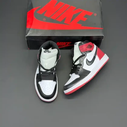 کفش نایک ایر جردن وان ساق‌دار رترو مشکی قرمز Nike Air Jordan 1 Retro High Black Red