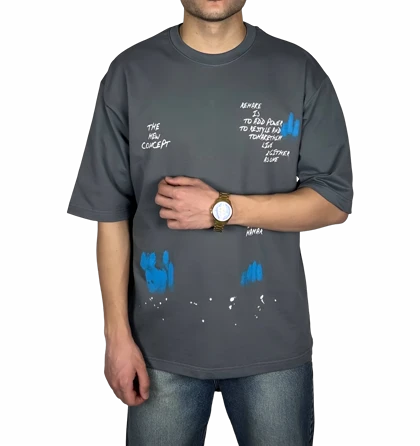 تیشرت آستین کوتاه مردانه طوسی طرح دار گرافیکی