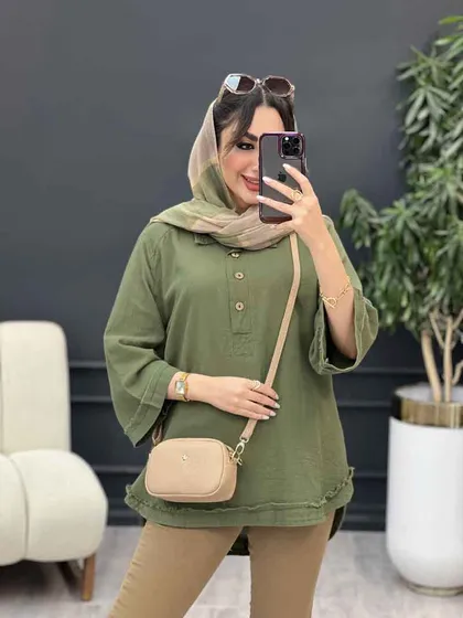 مانتو جلو بسته سه دکمه ریش دار