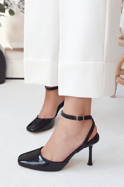 کفش پاشنه‌بلند کلاسیک زنانه polka-store polka-store