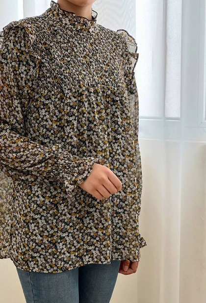 شومیز مانتویی یقه چین گل ریز کد 1765