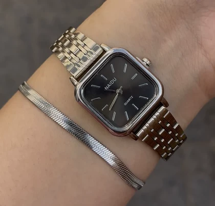 ساعت زنانه نایدو مربعی صفحه مشکی