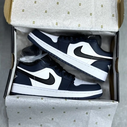 کفش نایک ایر جردن وان لو سفید سرمه ای Nike Air Jordan 1 Low White Navy